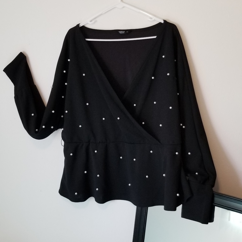 SHEIN Curve 3x faux criss cross black blouse